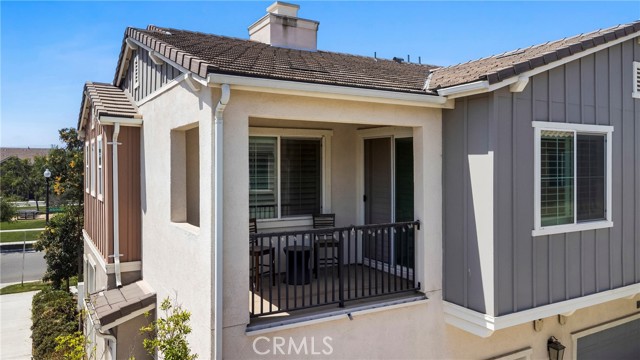 2777 E Bordeaux Drive, Ontario CA: https://media.crmls.org/medias/49bc644e-01c9-4c5e-9fef-01b29109c3ff.jpg