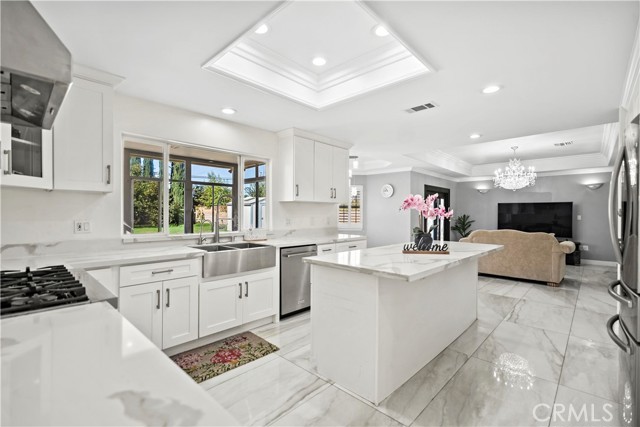 Detail Gallery Image 9 of 59 For 4935 Doreen, Temple City,  CA 91780 - 5 Beds | 4 Baths