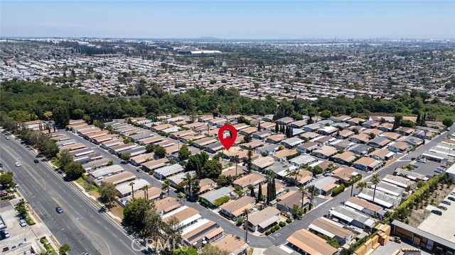 17701 Avalon Boulevard, Carson CA: https://media.crmls.org/medias/49bdcd8f-dccb-4ce0-9f57-5b8375900cfa.jpg