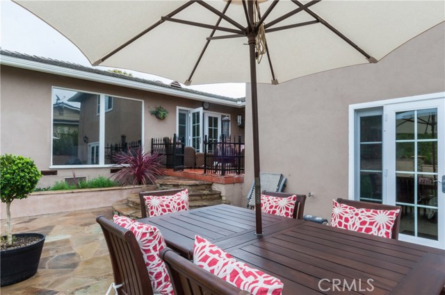 5819 Sunmist Drive, Rancho Palos Verdes, California 90275, 4 Bedrooms Bedrooms, ,2 BathroomsBathrooms,Residential,Sold,Sunmist,SB17033807