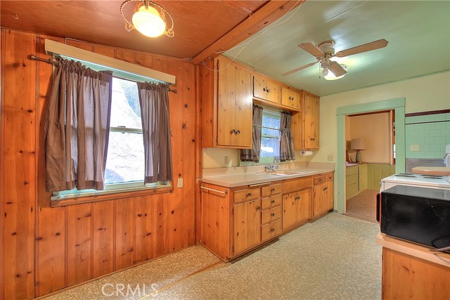 Detail Gallery Image 22 of 75 For 6818 Mt Baldy Rd, Mt Baldy,  CA 91759 - 2 Beds | 1 Baths