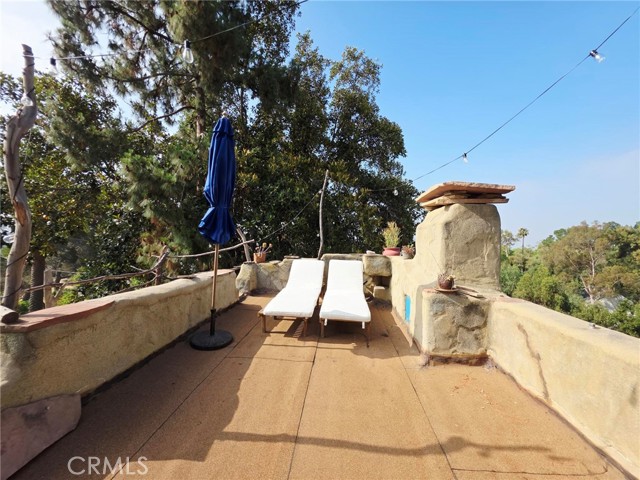1403 Avon Park, Los Angeles CA: https://media.crmls.org/medias/49c02b3d-9992-474b-89ee-ace484198903.jpg