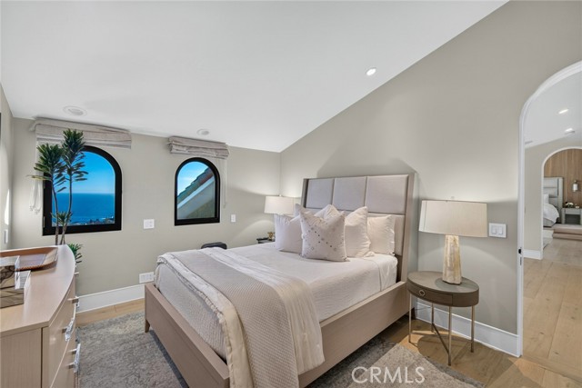 922 EMERALD BAY, Laguna Beach CA: https://media.crmls.org/medias/49c15c31-b7ee-4c90-9a56-2638c399d830.jpg