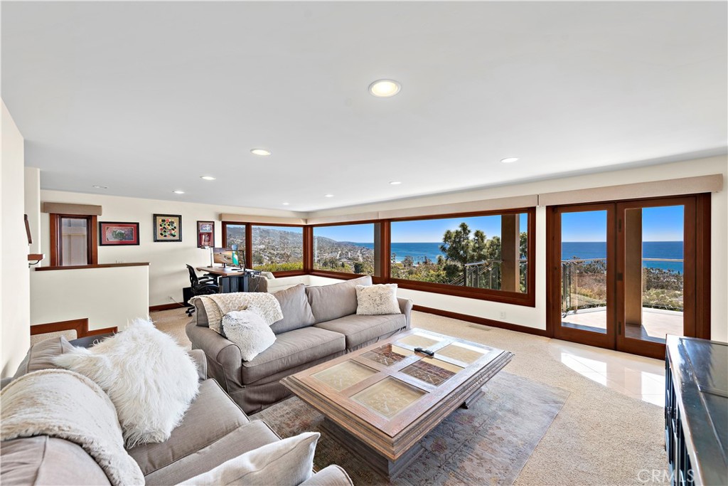 49c27f47 B59f 4399 A9a5 F5f0d44784dc