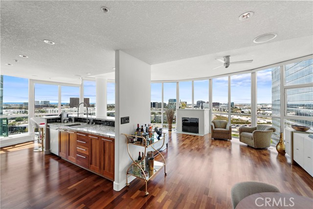 3141 Michelson Drive, Irvine CA: https://media.crmls.org/medias/49c2cff2-9ab3-4193-ba58-0597f586bebe.jpg