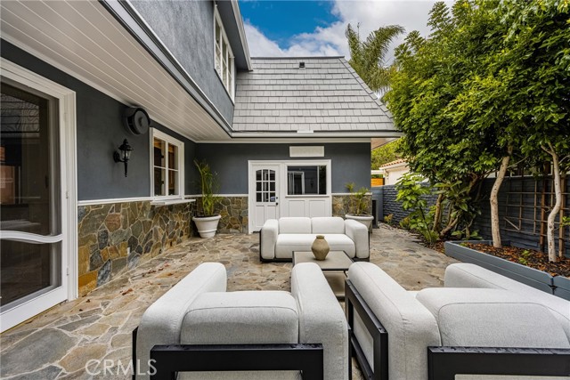 508 Evening Star Lane, Newport Beach CA: https://media.crmls.org/medias/49c3af41-f643-49f0-96da-c09cae95ec9a.jpg