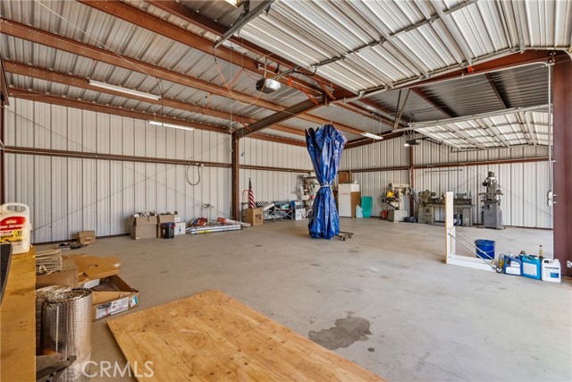 16818 Koch Street, Mojave CA: https://media.crmls.org/medias/49c3d6bb-e275-41cf-899c-a512c5889fad.jpg