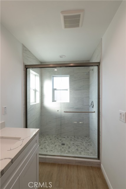 Detail Gallery Image 11 of 21 For 211 N Hathaway a,  Santa Ana,  CA 92703 - 3 Beds | 2/1 Baths