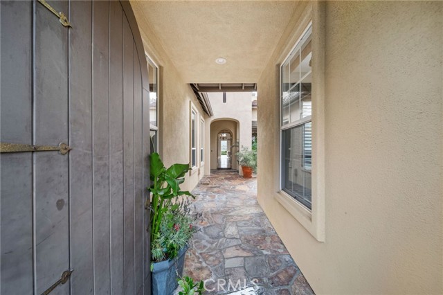 Detail Gallery Image 3 of 64 For 9 Hawthorne Ln, Coto de Caza,  CA 92679 - 4 Beds | 4/1 Baths