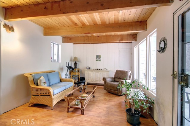 Detail Gallery Image 13 of 42 For 42716 Juniper Dr, Big Bear Lake,  CA 92315 - 4 Beds | 2 Baths
