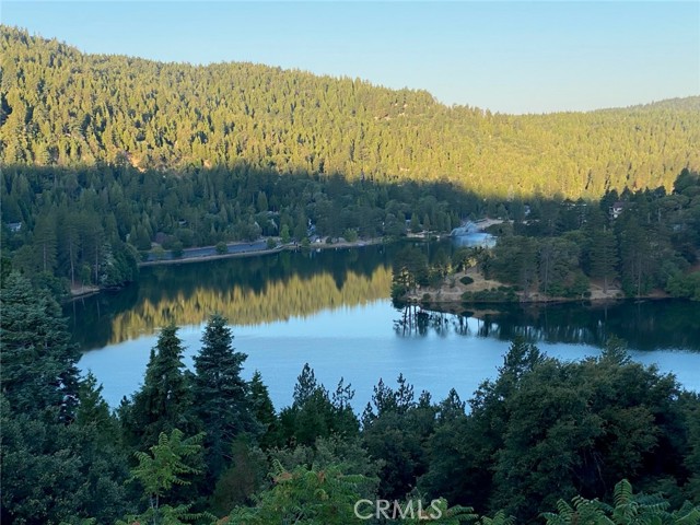 Detail Gallery Image 1 of 32 For 406 Darfo Dr, Crestline,  CA 92325 - 5 Beds | 2 Baths