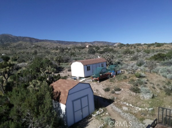 Detail Gallery Image 5 of 19 For 9030 Green, Pinon Hills,  CA 92372 - 3 Beds | 2 Baths