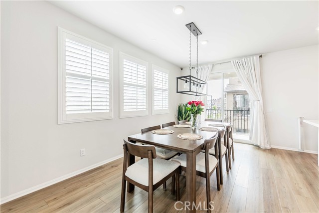 Detail Gallery Image 12 of 38 For 40709 Melrose Dr, Temecula,  CA 92591 - 4 Beds | 3/1 Baths