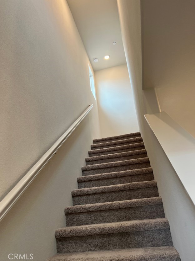 648 E Madeleine Privado, Ontario CA: https://media.crmls.org/medias/49ca80fe-6322-49dc-ae9c-d84a36abac5b.jpg