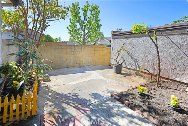 Detail Gallery Image 26 of 31 For 18962 E Appletree Ln, Orange,  CA 92869 - 3 Beds | 2 Baths