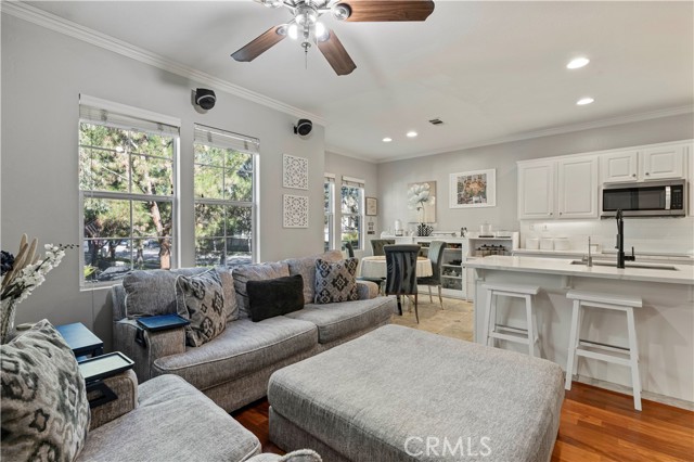 23402 Brookdale Lane, Valencia CA: https://media.crmls.org/medias/49cc9071-e428-4bec-bb83-9377d123566a.jpg