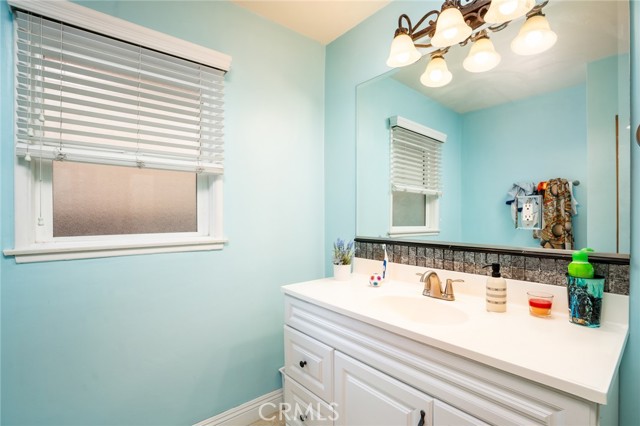 Detail Gallery Image 26 of 44 For 1206 E Haven Dr, Anaheim,  CA 92805 - 3 Beds | 2/1 Baths