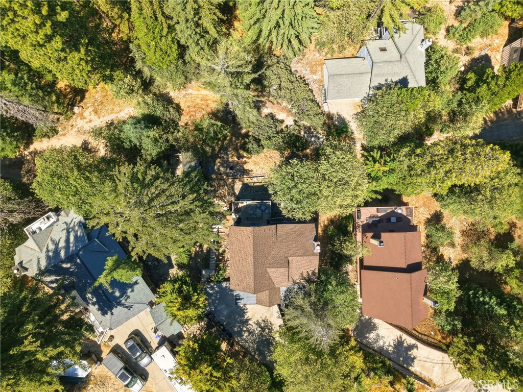 https://media.crmls.org/medias/49cd2c3a-311a-4694-b607-ef3c262cd422.jpg?preset=X-Large