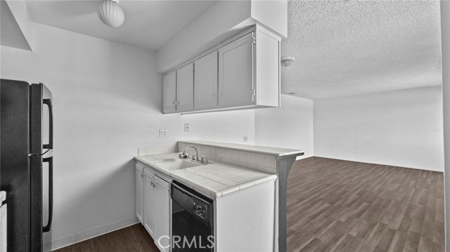 Detail Gallery Image 6 of 14 For 3568 20th St, Highland,  CA 92346 - 2 Beds | 1 Baths