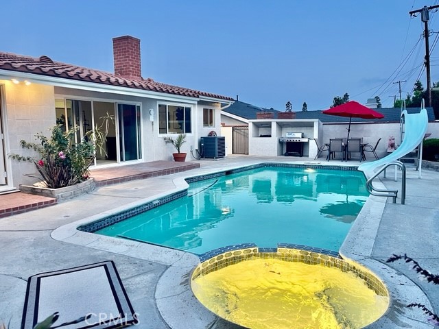 303 N Wycliff Avenue, San Pedro CA: https://media.crmls.org/medias/49cdba60-6903-40ae-b4de-bfaa53637a15.jpg