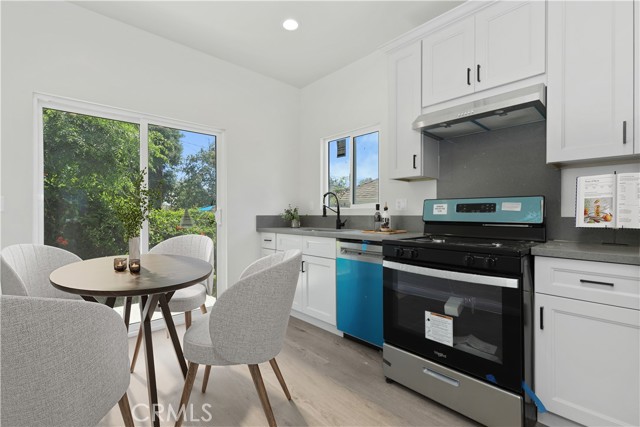 Detail Gallery Image 35 of 51 For 2235 Garfias, Pasadena,  CA 91104 - 6 Beds | 4 Baths