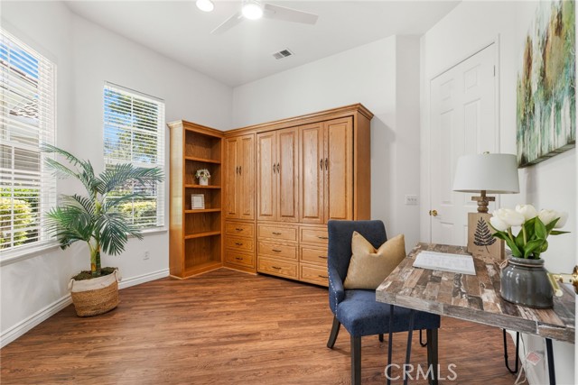 21524 Marana, Mission Viejo CA: https://media.crmls.org/medias/49cdfca7-7bb2-4ef2-bb63-48b3bc01112a.jpg