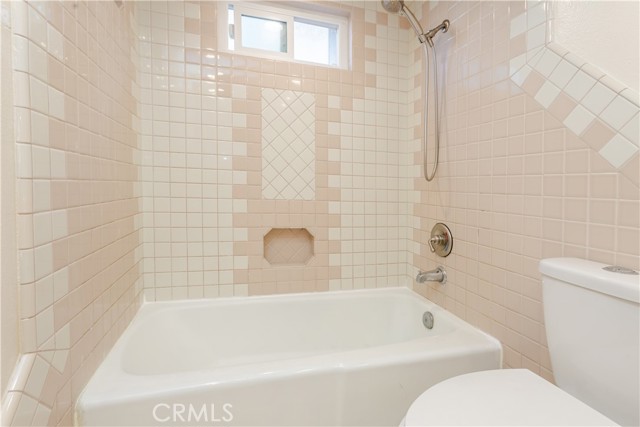 12835 10th Street, Chino CA: https://media.crmls.org/medias/49ce0482-690f-4f08-b64f-95daf70697a2.jpg
