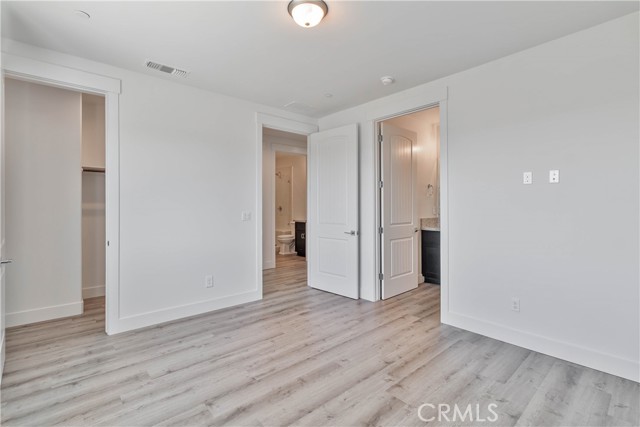 1734 Lester Avenue, Clovis CA: https://media.crmls.org/medias/49cec04e-bd77-4c97-8962-f878728cd9d3.jpg