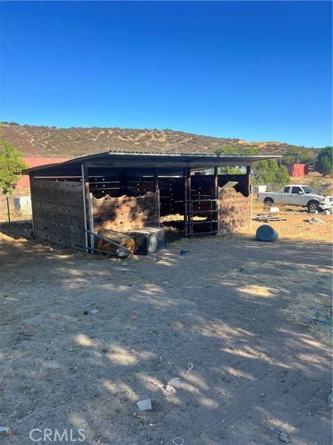 10984 Lincroft Road, Hesperia CA: https://media.crmls.org/medias/49cfd9ce-3d8c-4bea-b8f8-344ada6a9450.jpg