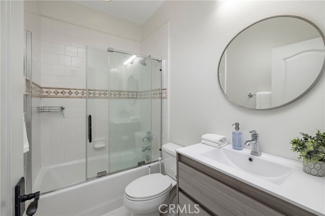 Detail Gallery Image 39 of 47 For 46 Woods Trail, Irvine,  CA 92603 - 5 Beds | 4/1 Baths