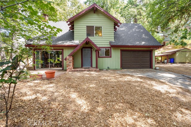 Detail Gallery Image 1 of 30 For 30687 Ferndale Dr, Running Springs,  CA 92382 - 2 Beds | 2 Baths