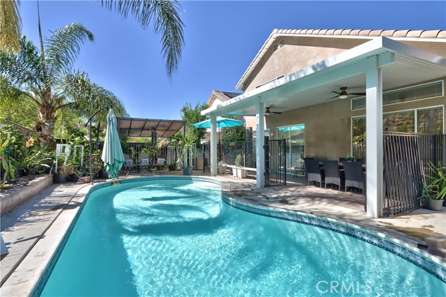 44632 Camino. Gonzales, Temecula CA: https://media.crmls.org/medias/49d1f439-ce52-49c2-a93b-18a954296ac1.jpg