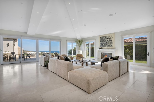 Detail Gallery Image 15 of 72 For 32022 Isthmus View Drive, Rancho Palos Verdes,  CA 90275 - 4 Beds | 4/1 Baths