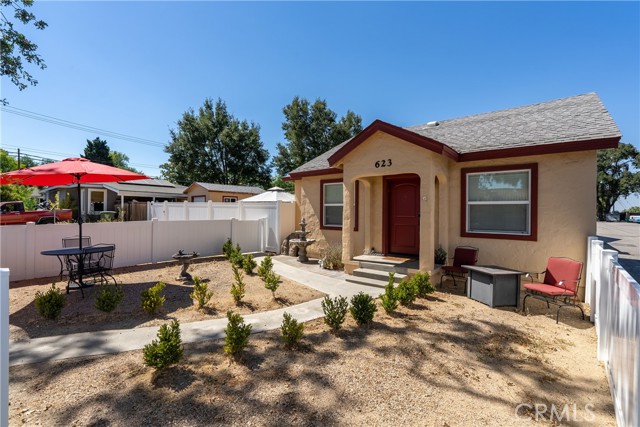 Detail Gallery Image 2 of 37 For 623 2nd St, Paso Robles,  CA 93446 - 1 Beds | 1 Baths