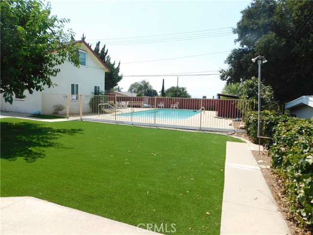 13063 5TH Street, Yucaipa CA: https://media.crmls.org/medias/49d3ba5e-161d-444d-a4f9-346cd84f795c.jpg