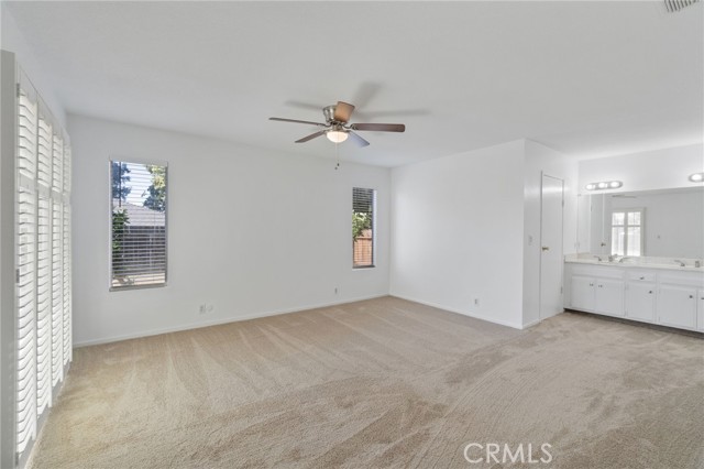 18691 Varden Drive, Madera CA: https://media.crmls.org/medias/49d3c280-45c7-48a5-b3a9-dc8df1088784.jpg