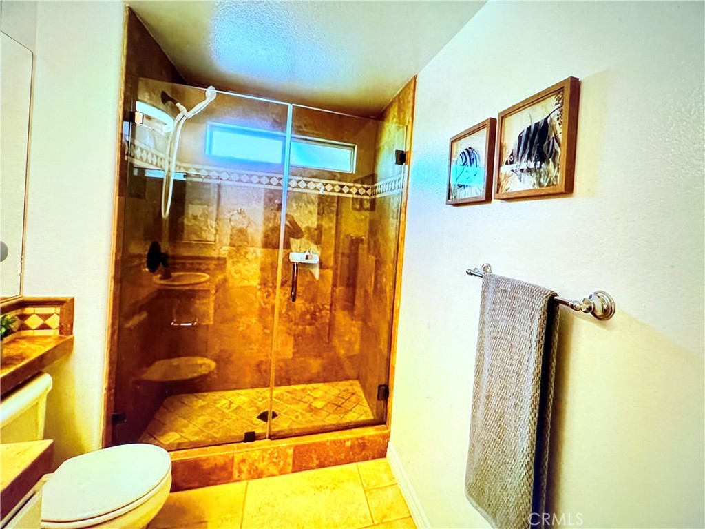 https://media.crmls.org/medias/49d3cb20-2820-497f-839f-d671039b934b.jpg?preset=X-Large