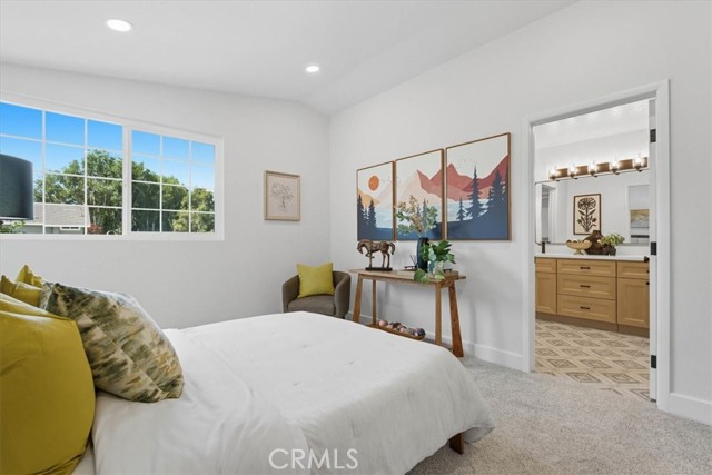 12 Gettysburg, Irvine CA: https://media.crmls.org/medias/49d3e40f-4cd0-4c23-9c0d-035c3e3f4c53.jpg
