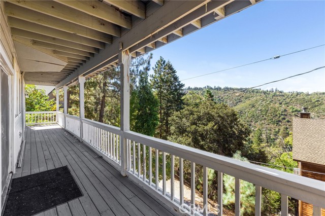 Detail Gallery Image 40 of 46 For 1116 Sandalwood Ct, Lake Arrowhead,  CA 92352 - 5 Beds | 4 Baths