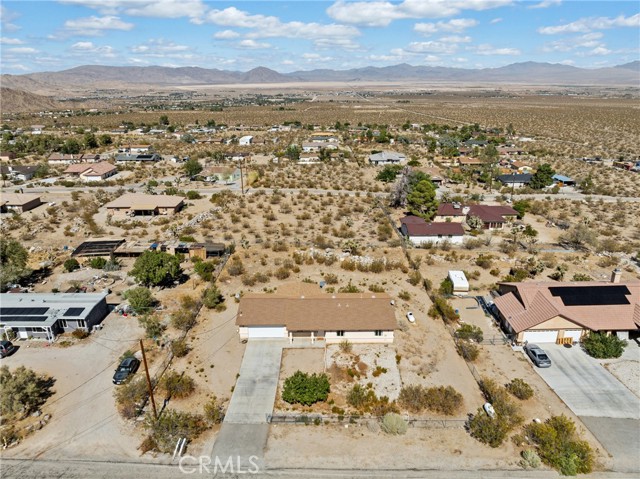 Detail Gallery Image 4 of 31 For 32778 Sapphire Rd, Lucerne Valley,  CA 92356 - 3 Beds | 2 Baths