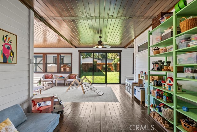 1719 Monte Vista Street, Pasadena CA: https://media.crmls.org/medias/49d516a9-44f0-4d29-8767-d03731e06fa5.jpg