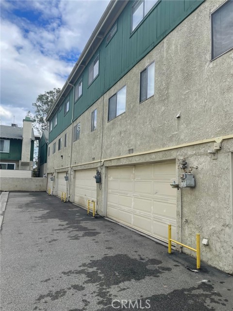 Detail Gallery Image 17 of 18 For 9740 Sepulveda Bld #18,  North Hills,  CA 91343 - 3 Beds | 3 Baths