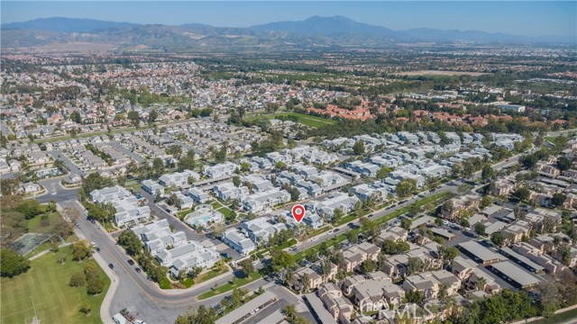 Detail Gallery Image 3 of 31 For 83 Huntington #278,  Irvine,  CA 92620 - 2 Beds | 2 Baths