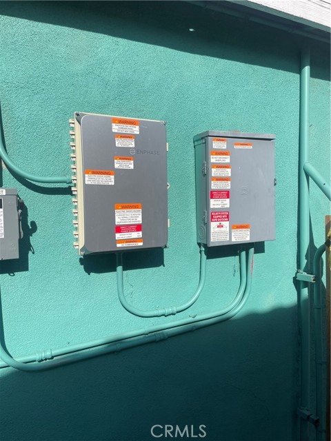 Detail Gallery Image 5 of 14 For 3625 Everest, Riverside,  CA 92503 - 5 Beds | 2 Baths