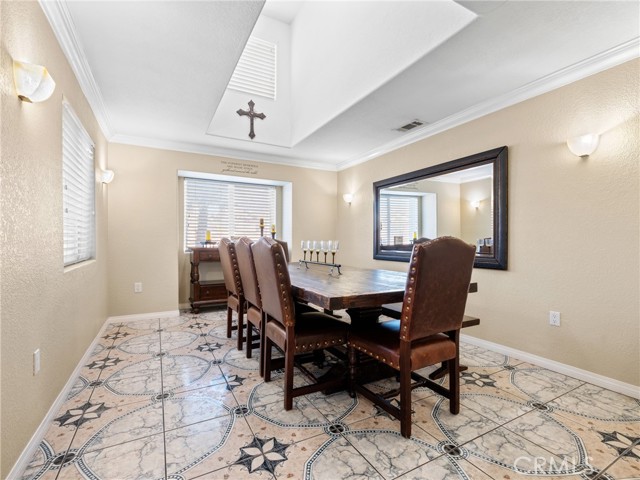 13136 Tawya Road, Apple Valley CA: https://media.crmls.org/medias/49d7482b-47e9-48e6-83a0-170ca6d2b0bd.jpg