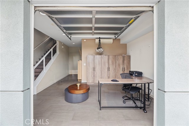 Detail Gallery Image 11 of 51 For 1530 Greenwich Way, Costa Mesa,  CA 92627 - 2 Beds | 3/1 Baths