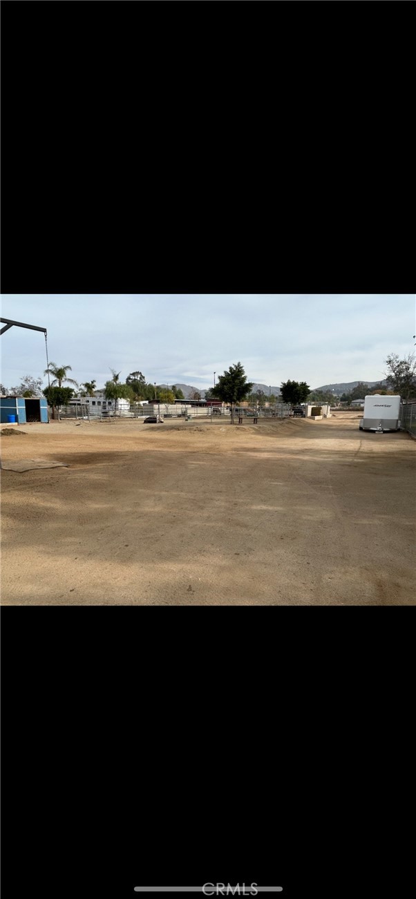 Detail Gallery Image 2 of 4 For 3243 Temescal, Norco,  CA 92860 - 3 Beds | 1 Baths