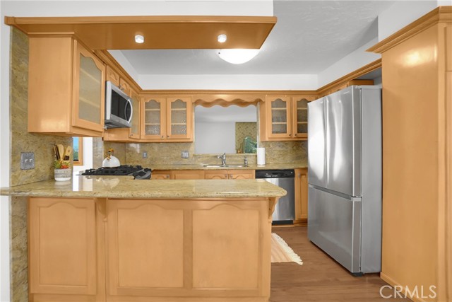 Detail Gallery Image 20 of 33 For 2524 Ivan Hill Terrace, Silver Lake Los Angeles,  CA 90039 - 3 Beds | 2/1 Baths