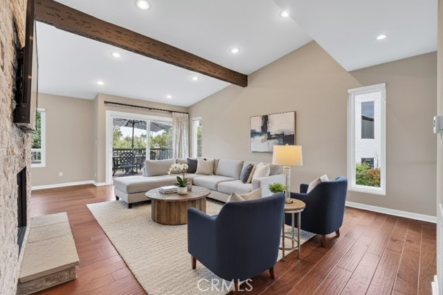 Detail Gallery Image 2 of 30 For 92 Cottonwood, Rolling Hills Estates,  CA 90274 - 3 Beds | 3 Baths