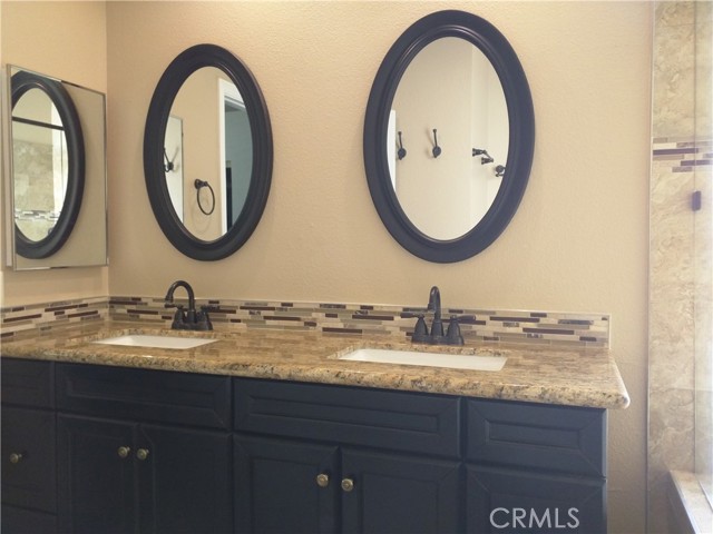 13427 Treasure Way, Chino Hills CA: https://media.crmls.org/medias/49d96889-8b17-4653-9860-44485ec508af.jpg